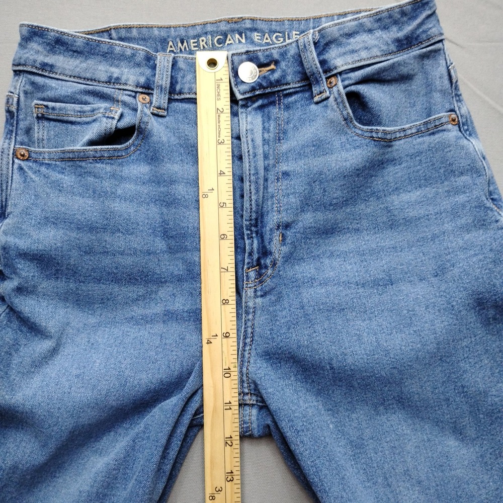American Eagle Mom Jean Womens 6 Short Medium Wash High Rise Denim Pants - Picture 6 of 8